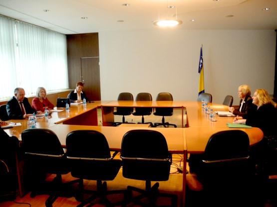 Predsjedavajući oba doma Parlamentarne skupštine Bosne i Hercegovine Borjana Krišto i Bariša Čolak primili u nastupnu posjetu ambasadoricu Republike Litvanije 

